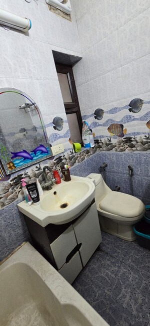 Master Bedroom in 2 BHK Villa at RWA Apartments Sector 27, Sector 27 – for Rent