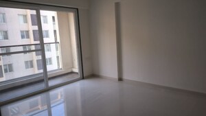 Room in 3 BHK Apartment at Kundan Presidia, Nibm Road – for Rent