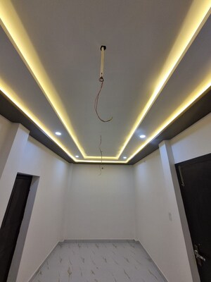 Furnished Amenities in 2 BHK Independent House at Kursi Road – for Sale