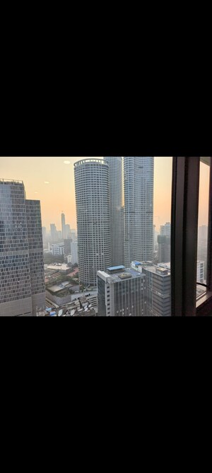 Bathroom in 3 BHK Apartment at Lodha Primo, Parel – for Sale