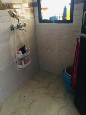 Bathroom in 1 RK Builder Floor at Sector 15 – for Rent