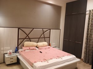 3 BHK Builder Floor For Rent in Green Wood City, Sector 45