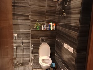 Bathroom in 3 BHK Builder Floor at Green Wood City, Sector 45 – for Rent