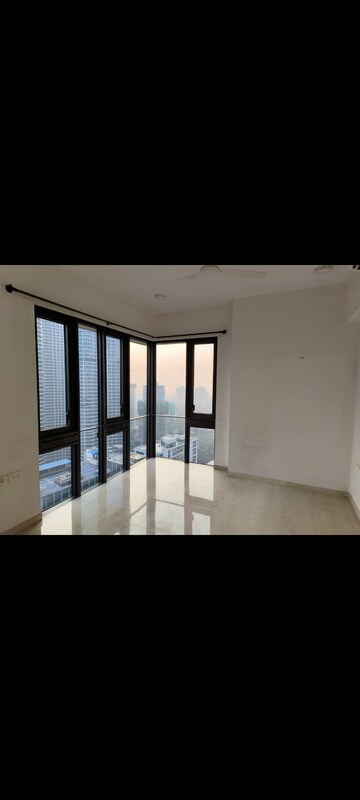 3 BHK Apartment For Sale in Peninsula Salsette 27, Byculla