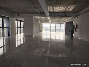  Office Space For Rent in Gayatri Heights, Andheri East