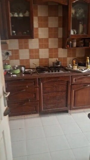 Kitchen in 3.5 BHK Apartment at Suncity Heights, Sector 54 – for Sale