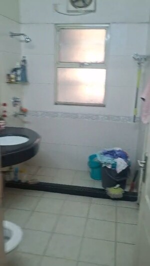 Bathroom in 3.5 BHK Apartment at Suncity Heights, Sector 54 – for Sale
