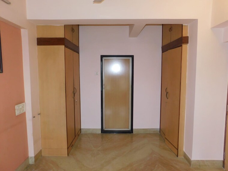 Room, sector 23 2 Bedroom 2000 Sq.Ft. Builder Floor In Sector 23 Gurgaon 9222105