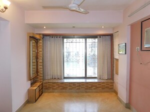 Room in 2 BHK Builder Floor at Sector 23 – for Rent
