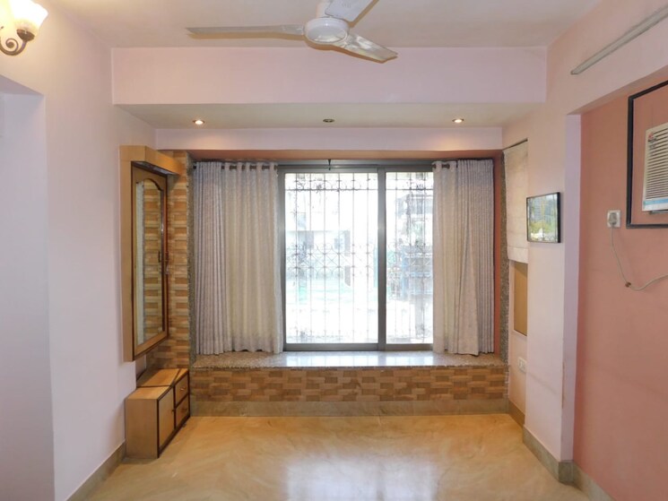 Room, sector 23 2 Bedroom 2000 Sq.Ft. Builder Floor In Sector 23 Gurgaon 9222105