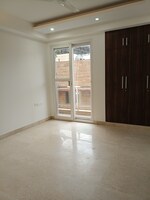 4 BHK + Pooja Room,Servant Room,Study Room,Extra Room 500 Sq.Yd. Independent House in Maharani Bagh