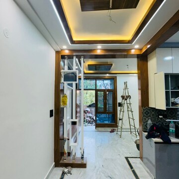  2 BHK Apartment at Niho Hi Bird Scottish Garden, Ahinsa Khand 2 – for Rent