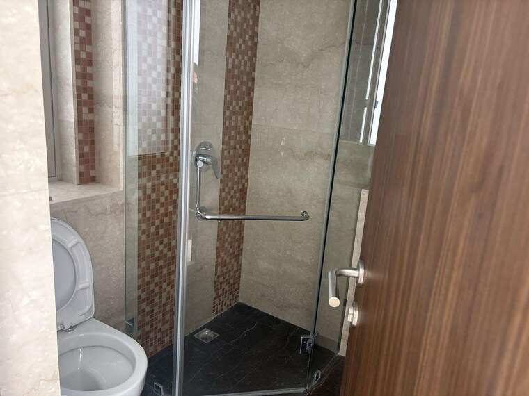 Attached Bathroom, lodha-parkside 3 Bedroom 1098 Sq.Ft. Apartment In Worli Mumbai 9222167