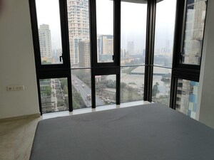 Room in 3 BHK Apartment at Lodha World View, Worli – for Rent