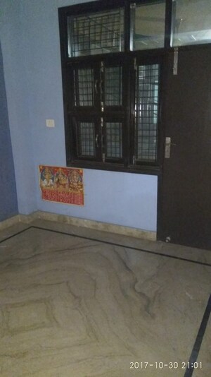 Room in 2 BHK Builder Floor at Laxmi Nagar – for Sale