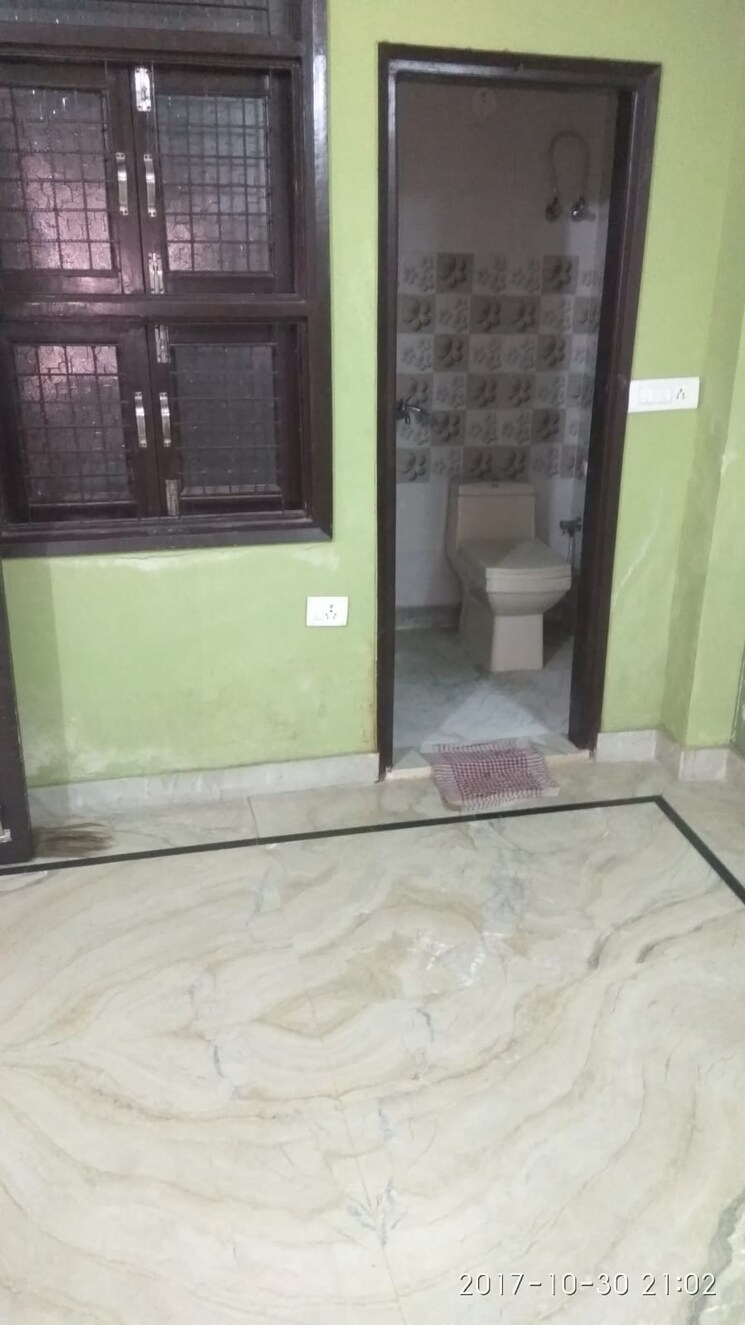 Bathroom, laxmi nagar 2 Bedroom 551 Sq.Ft. Builder Floor In Laxmi Nagar Delhi 9222304