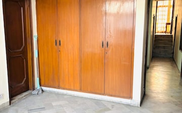 1 BHK Apartment For Rent in RWA Apartments Sector 21, Sector 21