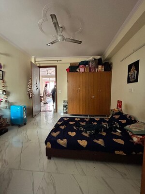 2 BHK Apartment For Rent in Ambience Creacions, Sector 22