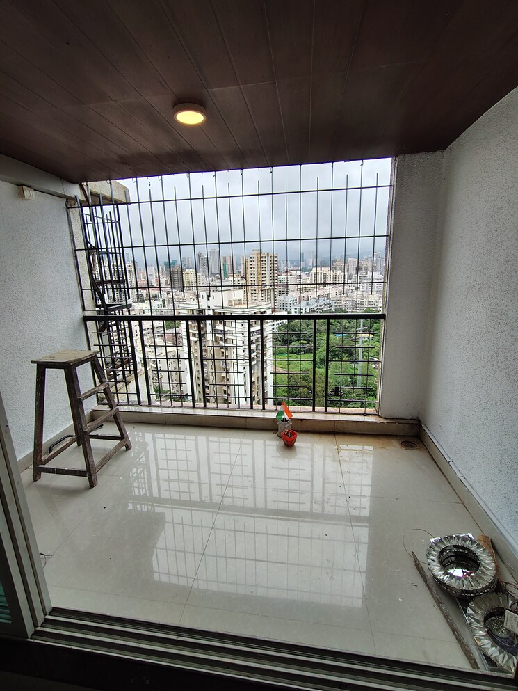 Balcony, kandivali west 3 Bedroom 900 Sq.Ft. Apartment In Kandivali West Mumbai 9222391