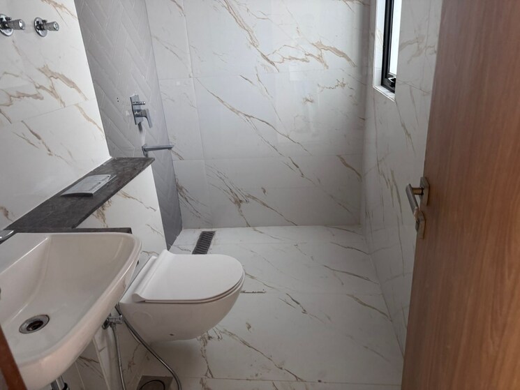Bathroom, vipul-world-plots 3 Bedroom 1243 Sq.Ft. Builder Floor In Sector 48 Gurgaon 9222404