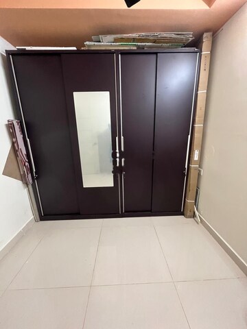 Room in 2.5 BHK Apartment at INDIS PBEL City, Peeranchuruvu – for Rent