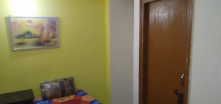 Bedroom, sector 62 Pg For Boys In Sector 62 9222401