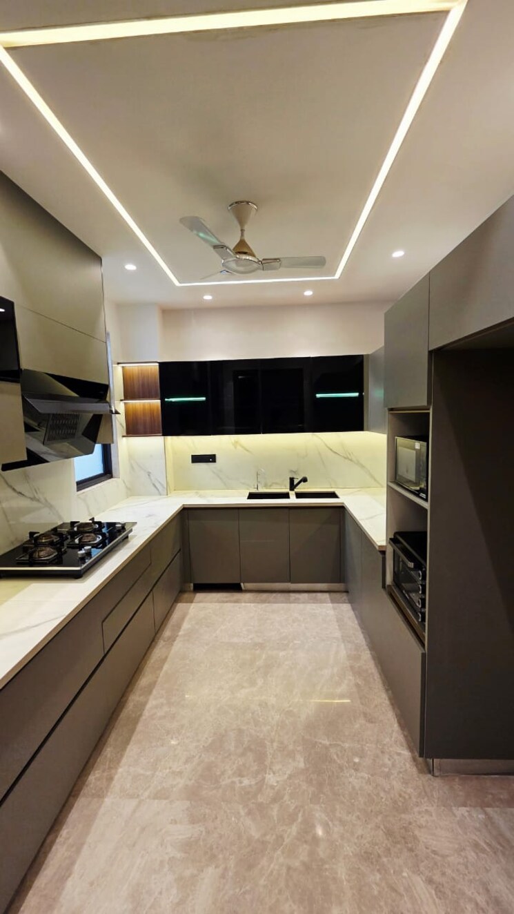 Kitchen, rbc-ii 3 Bedroom 215 Sq.Yd. Builder Floor In Sushant Lok I Gurgaon 9222534
