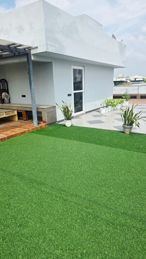 3 BHK Builder Floor – Garden View at RBC II, Sushant Lok I - for Rent