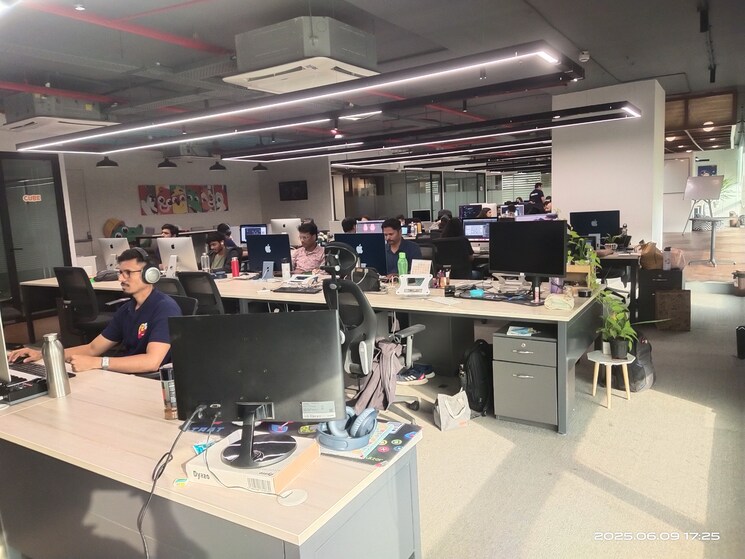 Team Area, lotus-nilkamal-business-park Commercial Office Space 7200 Sq.Ft. In Andheri West Mumbai 9222539