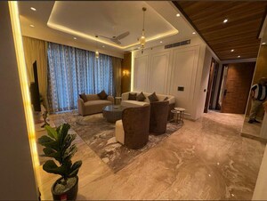 Team Area in 6 BHK Independent House at Uday Park – for Sale