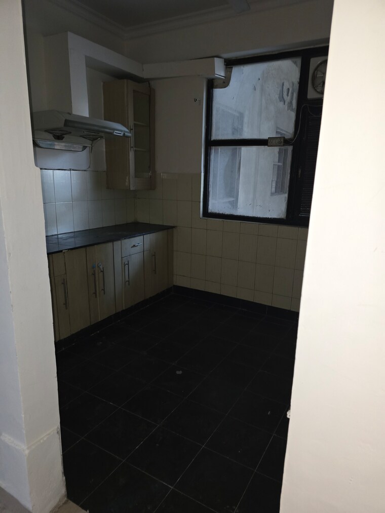 Kitchen, ansal-valley-view-estate 3 Bedroom 2000 Sq.Ft. Apartment In Gwal Pahari Gurgaon 9222706