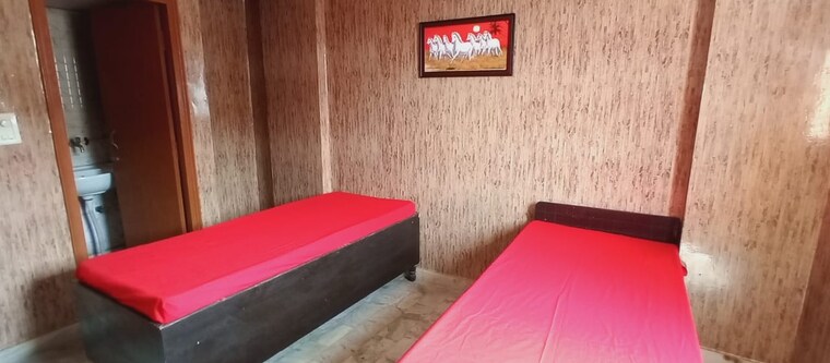 Bedroom, sector 62 Pg For Boys & Girls In Sector 62 9222635