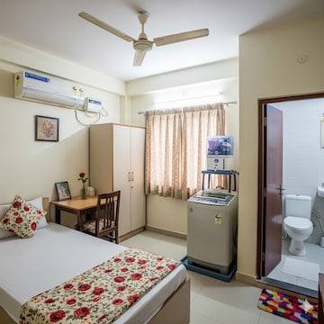 Bedroom in  Pg at Sector 2 – for Rent