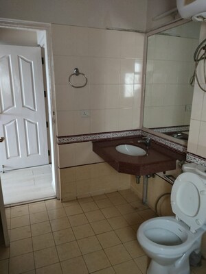 Bathroom in 4 BHK Apartment at DLF Westend Heights, Sector 53 – for Rent