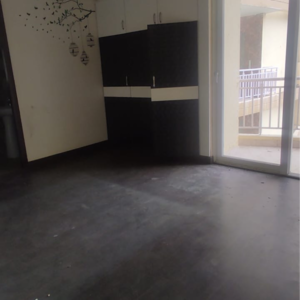 Room in 3 BHK Apartment at Rise Organic Homes, Mahurali – for Rent