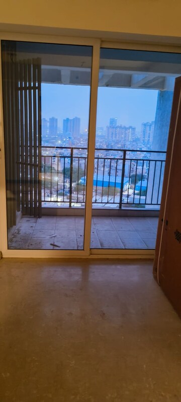 2 BHK Apartment For Sale in Godrej Woods, Sector 43