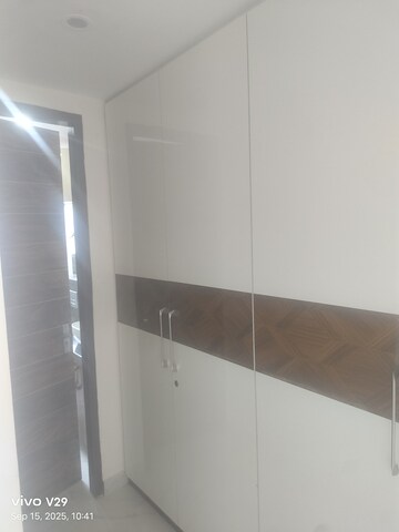 Furnished Amenities in 4 BHK Apartment at Adani Samsara Vilasa, Sector 63 – for Rent