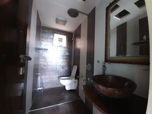 Kitchen in 4 BHK Apartment at Oberoi Realty Woods, Goregaon East – for Rent