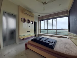 Living Room in 4 BHK Apartment at Oberoi Realty Woods, Goregaon East – for Rent
