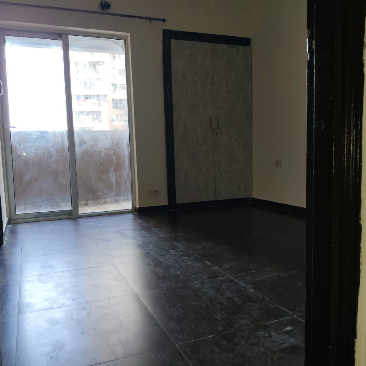 2 BHK 559 Sq.Ft. Apartment in Wave Executive Floors