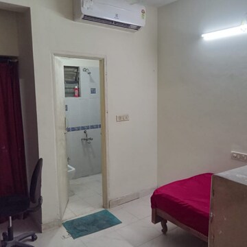 Bedroom in 2 BHK Apartment at Green Leaf Apartments, Lb Shastri Nagar – for Rent