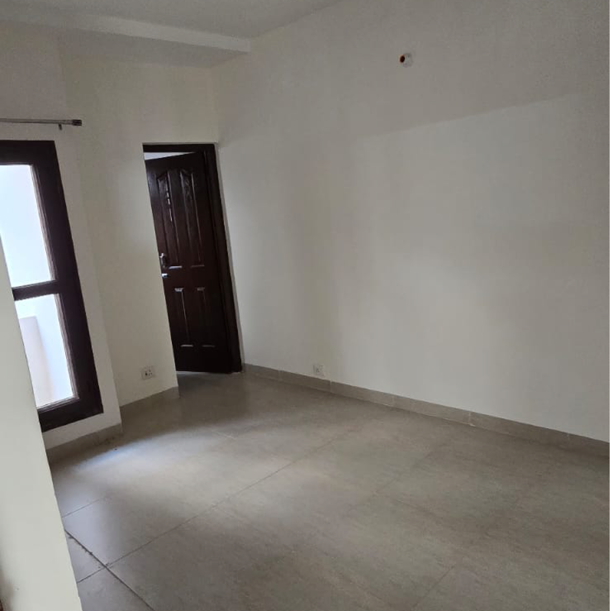 2 BHK + Study Room Builder Floor For Rent in Wave Floors