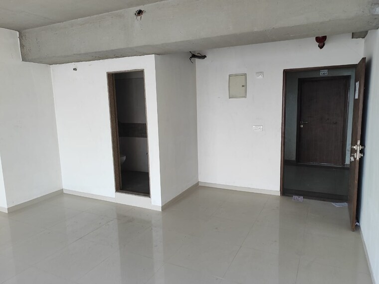Team Area, bhudarpura Commercial Office Space 750 Sq.Ft. In Bhudarpura Ahmedabad 9222868