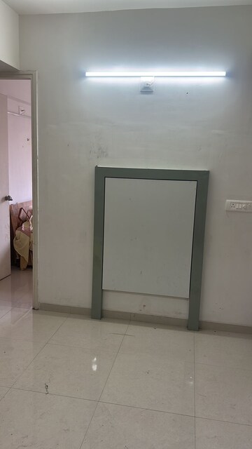 Room in 3 BHK Apartment at Shilp Revanta, Shela – for Rent