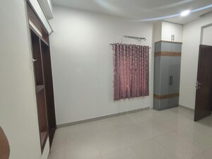 Room in 4 BHK Apartment at NCC Urban Gardenia, Gachibowli – for Rent