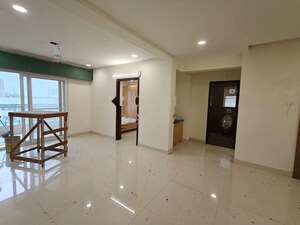 Room in 3 BHK Apartment at Paramount Hill County, Kondapur – for Rent