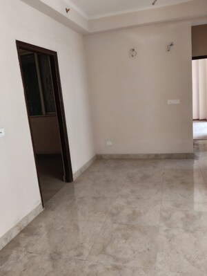 2 BHK Villa For Rent in RWA Apartments Sector 12, Sector 12
