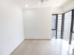 Room in 3 BHK Apartment at Lodha The Park Side, Worli – for Rent