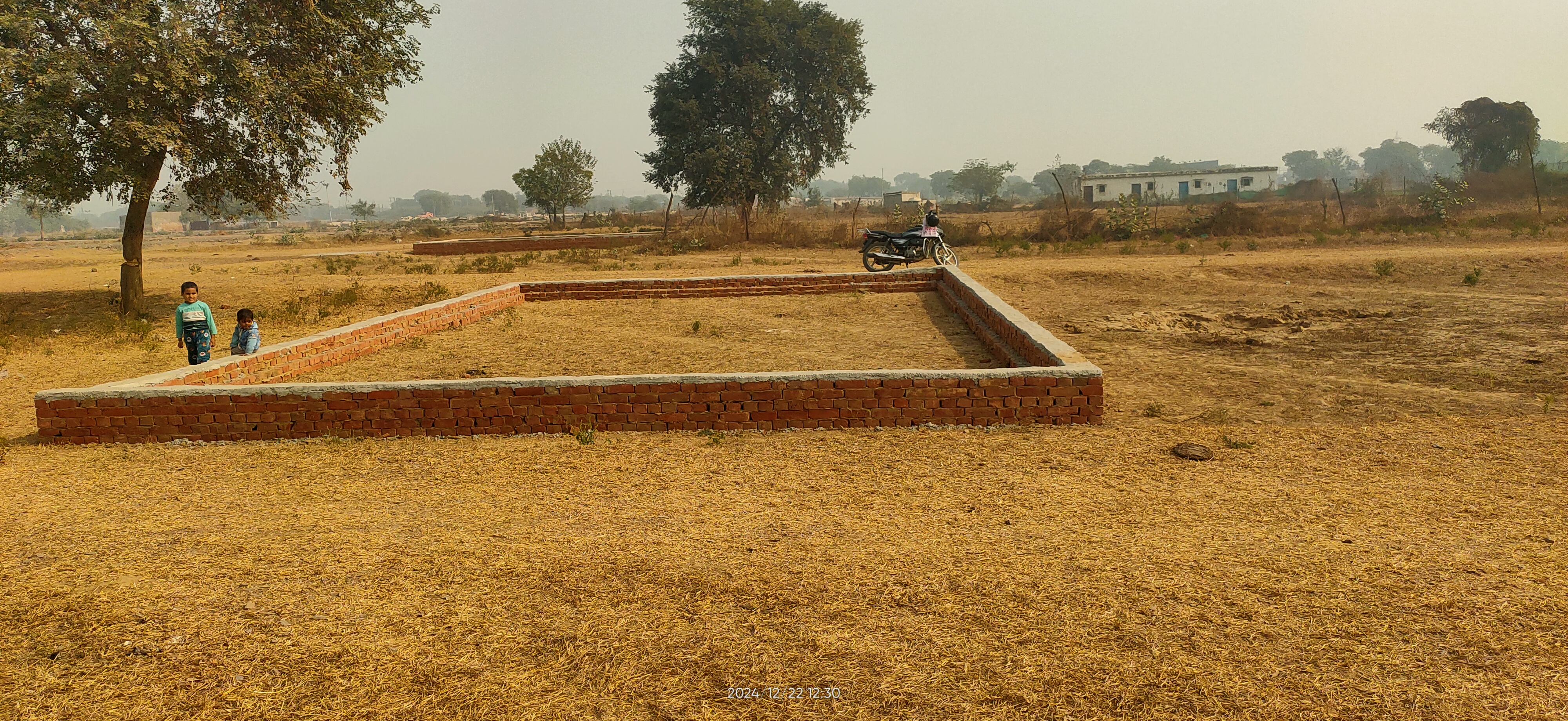 Plot For Sale in Palla