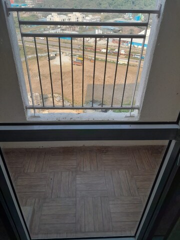 Balcony in 2.5 BHK Apartment at Kalpataru Towers, Kandivali East – for Sale